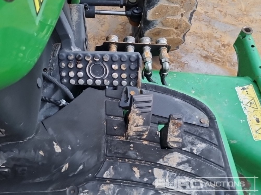 Compact tractor John Deere 4300: picture 29 Compact tractor John Deere 4300: picture 29