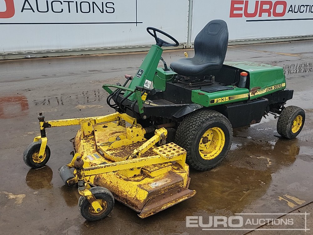 John Deere F935 - Lawn mower: picture 1 John Deere F935 - Lawn mower: picture 1