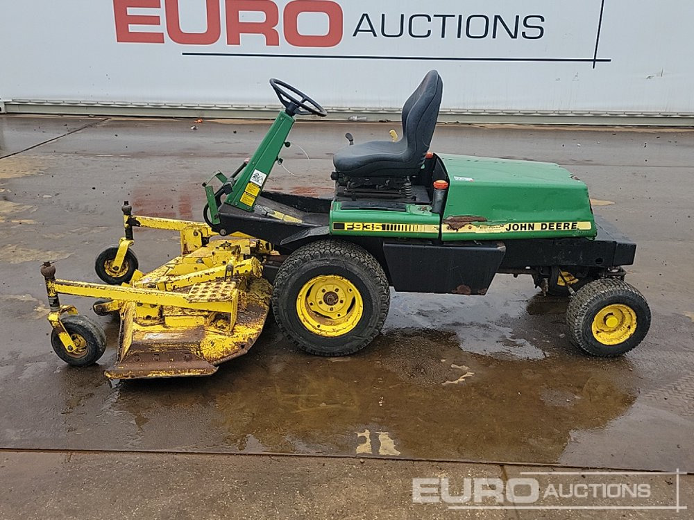 John Deere F935 - Lawn mower: picture 2 John Deere F935 - Lawn mower: picture 2