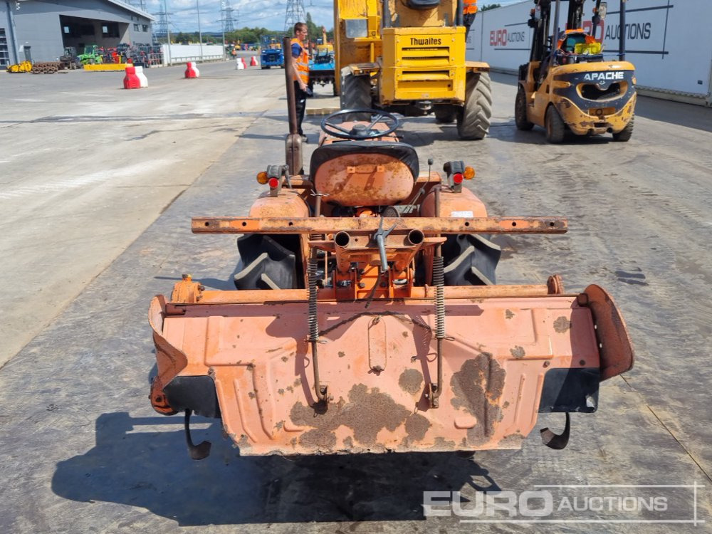 Kubota B1502 - Compact tractor: picture 4 Kubota B1502 - Compact tractor: picture 4