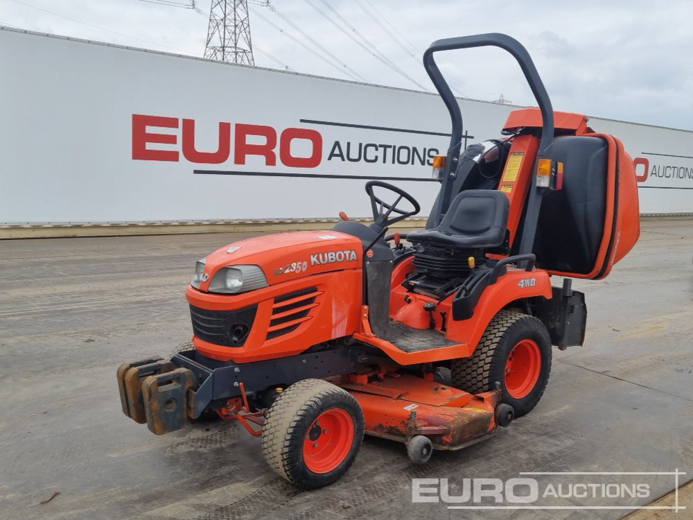 Kubota BX2350 - Compact tractor: picture 1 Kubota BX2350 - Compact tractor: picture 1