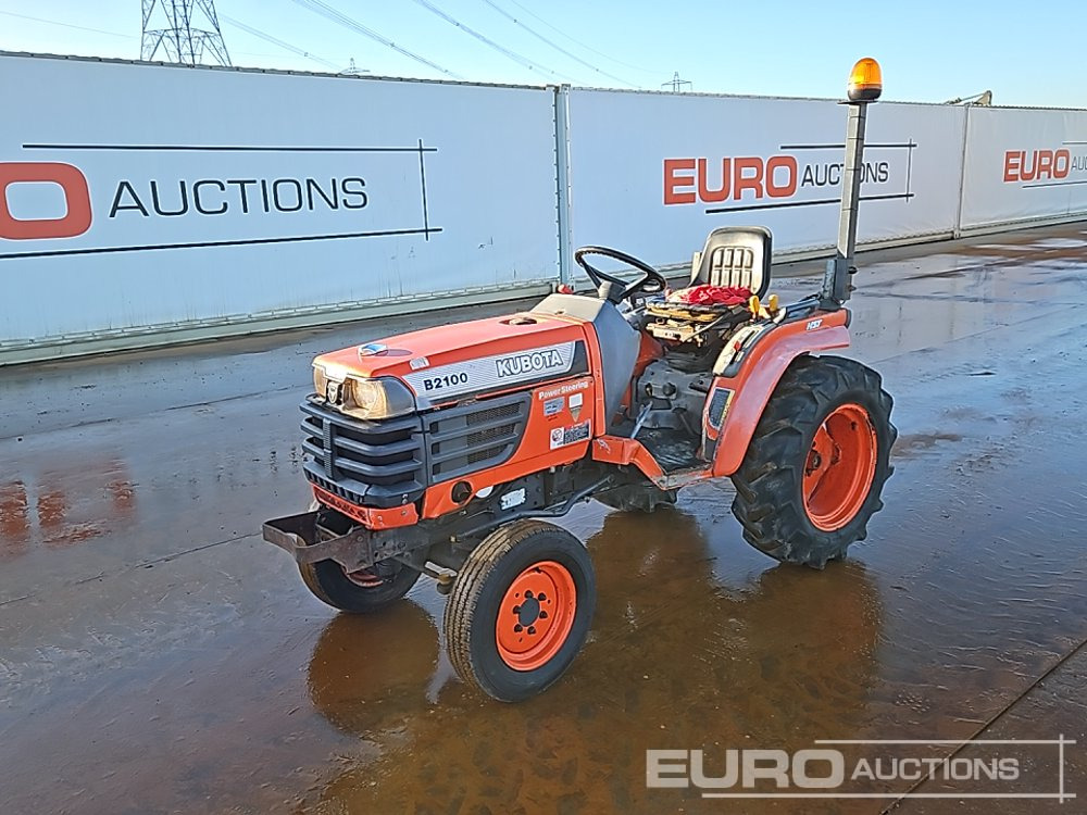 Kubota G2100 - Compact tractor: picture 1 Kubota G2100 - Compact tractor: picture 1