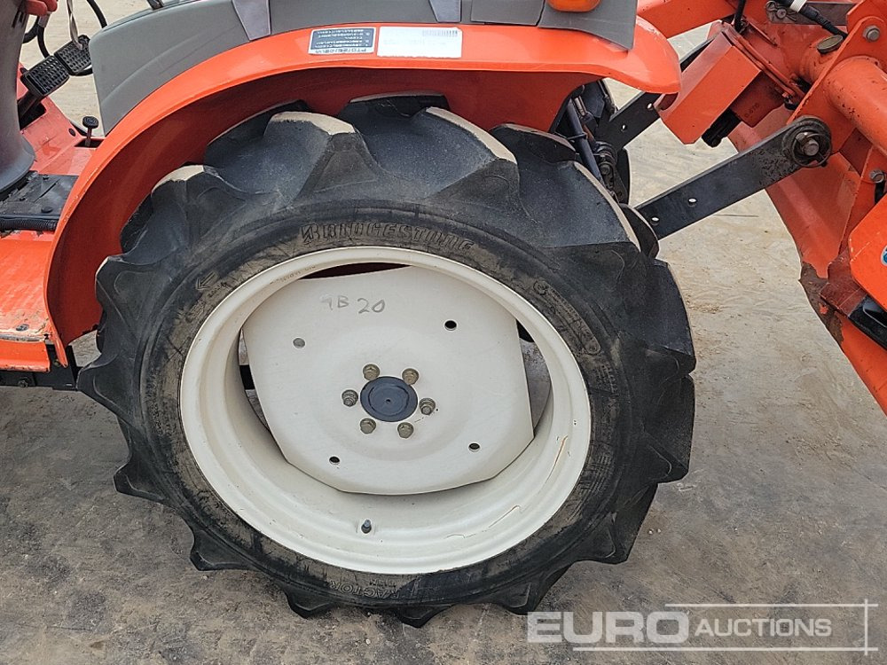 Compact tractor Kubota GB20: picture 12