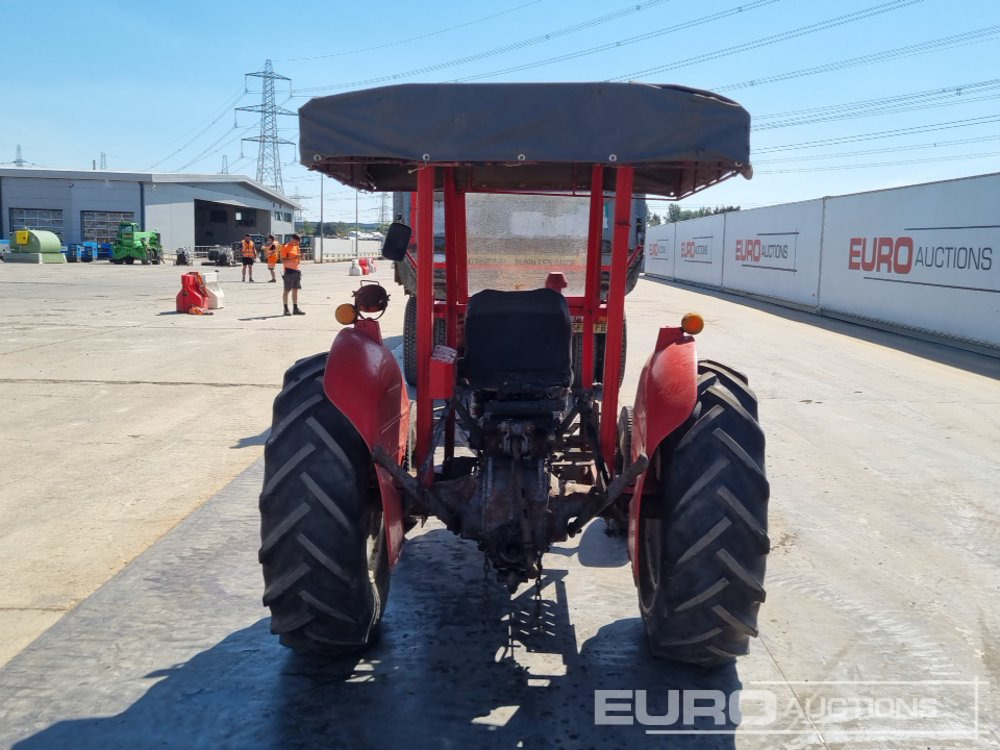 Massey Ferguson MF135 - Farm tractor: picture 4 Massey Ferguson MF135 - Farm tractor: picture 4