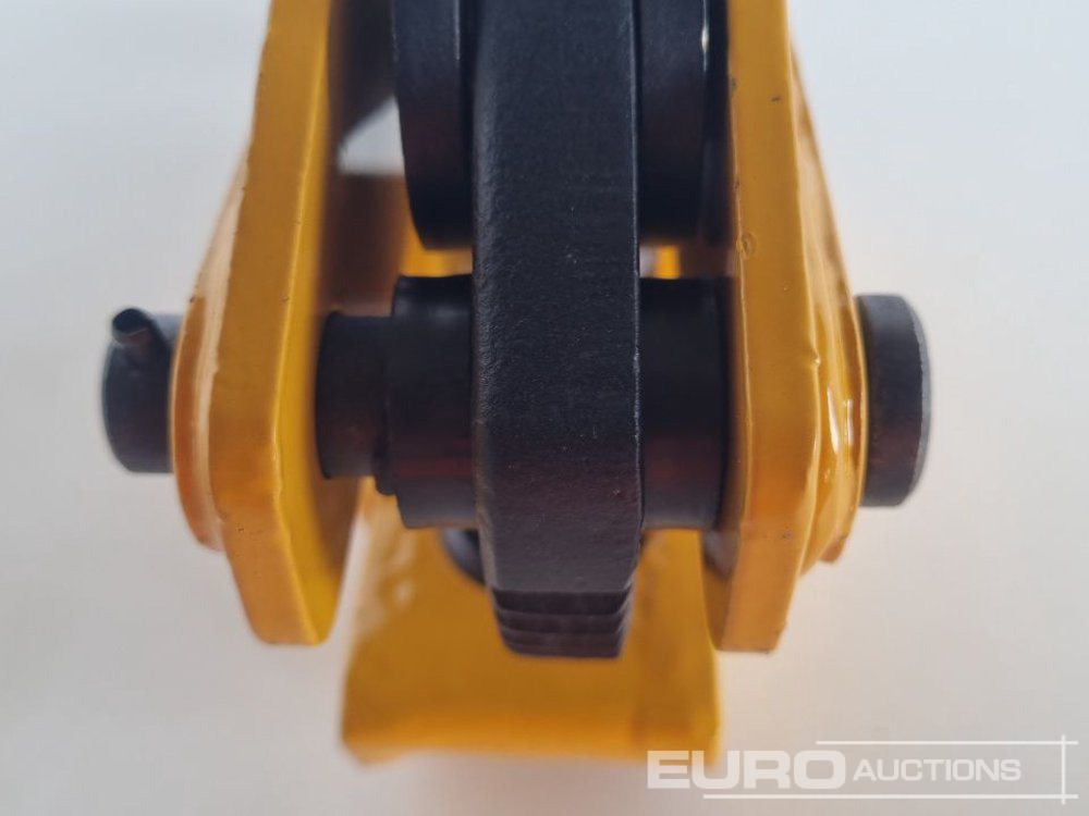 Material handling equipment Unused 1 Ton CDH Vertical Plate Lifting Clamp: picture 13