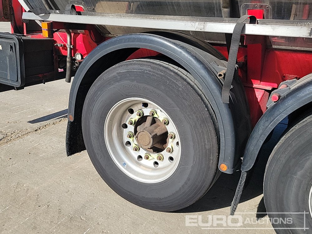 Tanker semi-trailer Melton 40,000 Litre Tri Axle Tanker Trailer: picture 12