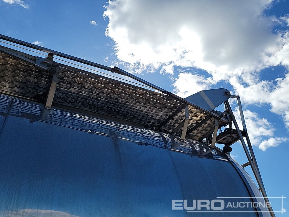 Tanker semi-trailer Melton 40,000 Litre Tri Axle Tanker Trailer: picture 32