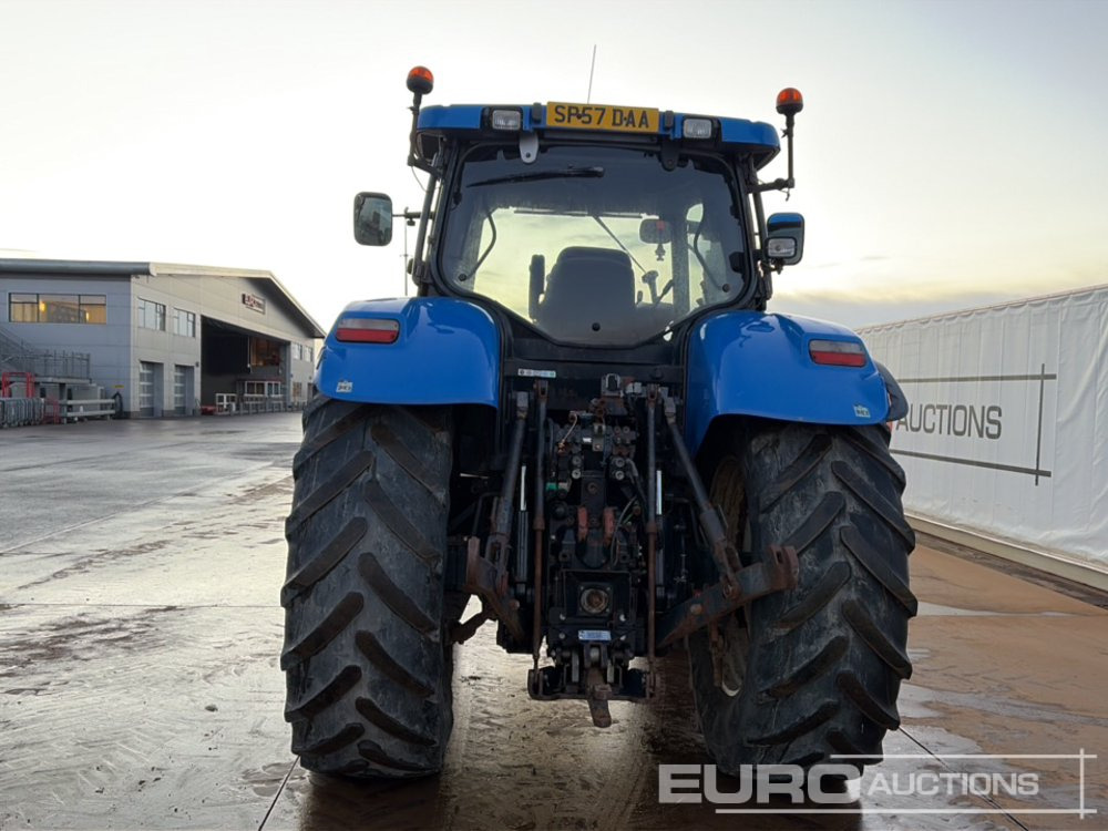 New Holland T7030 - Farm tractor: picture 4 New Holland T7030 - Farm tractor: picture 4