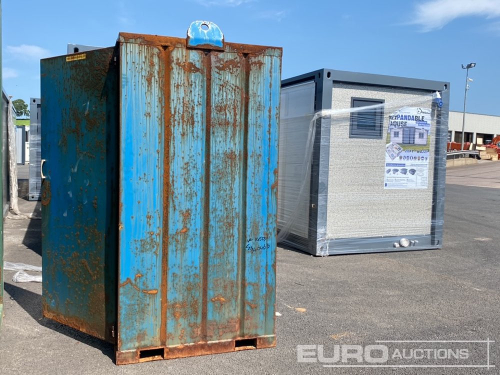 Single Toilet Block - Shipping container: picture 4 Single Toilet Block - Shipping container: picture 4