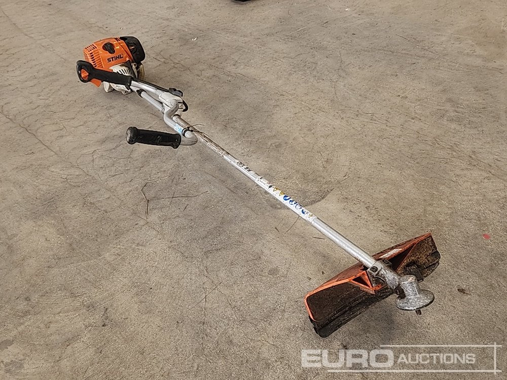 Stihl FS130 Petrol Strimmer - Garage equipment: picture 1 Stihl FS130 Petrol Strimmer - Garage equipment: picture 1