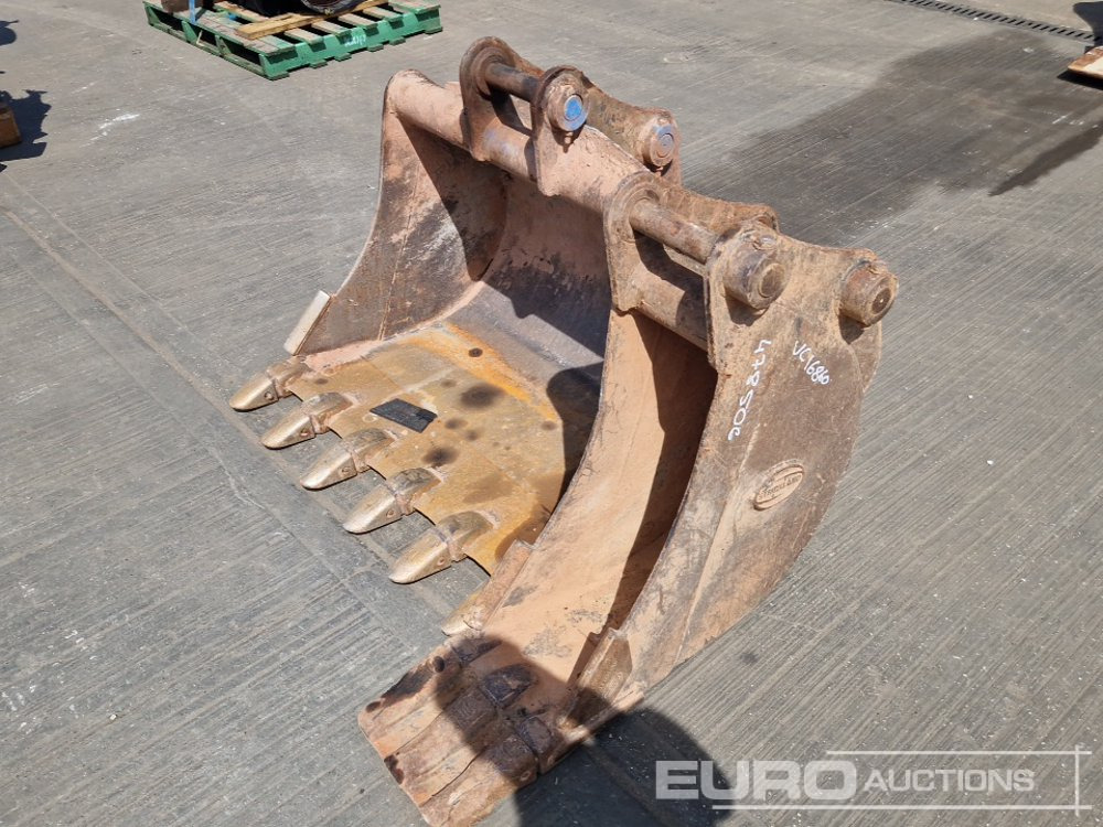 Strickland 36", 12" Digging Bucket 50mm Pin to suit 6-8 Ton Excavator - Bucket: picture 1 Strickland 36", 12" Digging Bucket 50mm Pin to suit 6-8 Ton Excavator - Bucket: picture 1