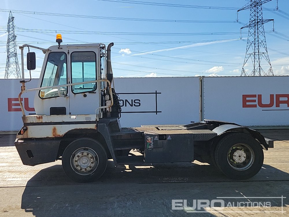 Terberg YT182 - Terminal tractor: picture 2 Terberg YT182 - Terminal tractor: picture 2