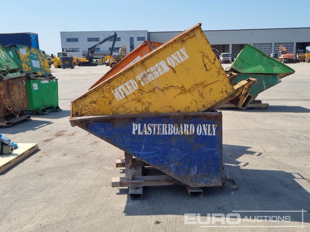 Tipping Skip to suit Forklift (4 of) - Tipping skip: picture 2 Tipping Skip to suit Forklift (4 of) - Tipping skip: picture 2