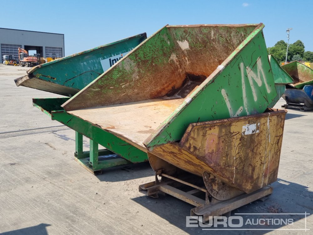 Tipping Skip to suit Forklift (4 of) - Tipping skip: picture 1 Tipping Skip to suit Forklift (4 of) - Tipping skip: picture 1
