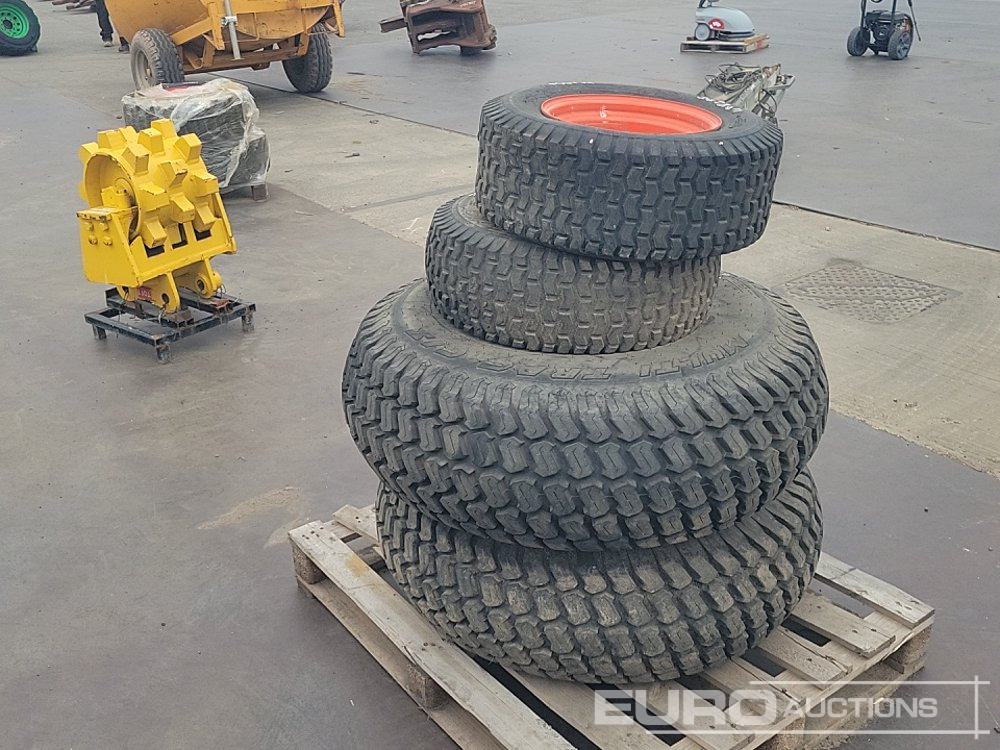 Titan 13.6-16 Tyre & Rim (2 of), Maxxis 24x8.50-12 Tyre & Rim (2 of) - Tire: picture 5 Titan 13.6-16 Tyre & Rim (2 of), Maxxis 24x8.50-12 Tyre & Rim (2 of) - Tire: picture 5