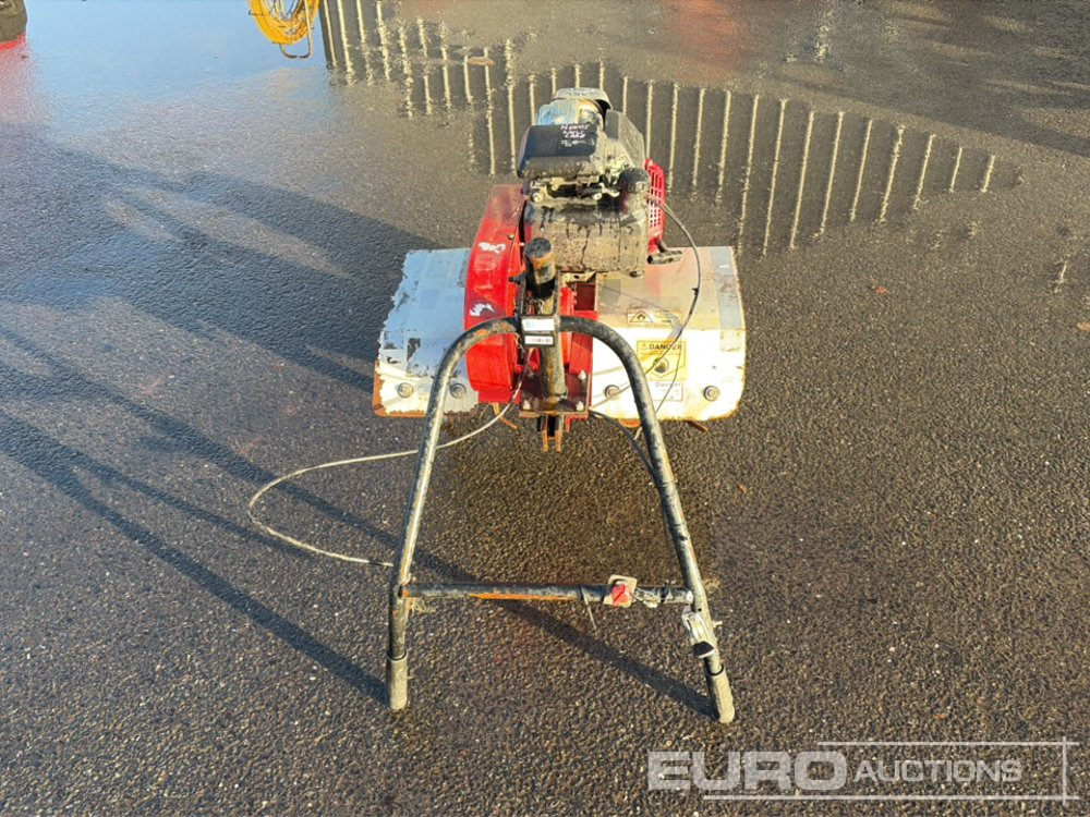 Tracmaster C2000 Petrol Rotovator - Construction equipment: picture 4 Tracmaster C2000 Petrol Rotovator - Construction equipment: picture 4