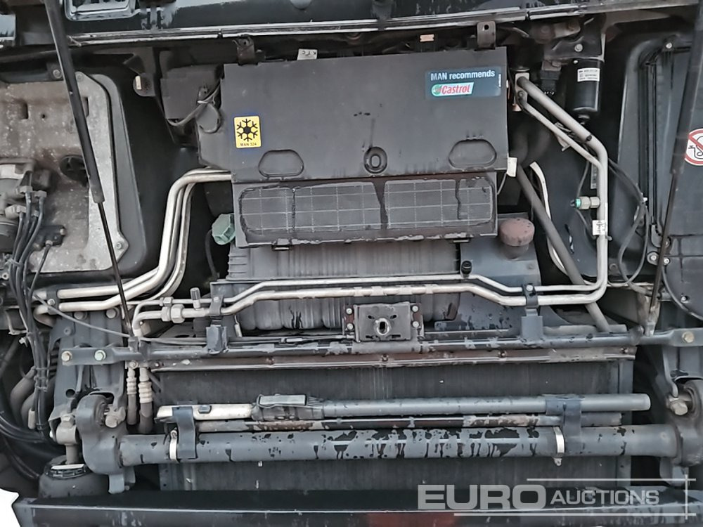 Tractor unit 2015 MAN TGX26.480: picture 33