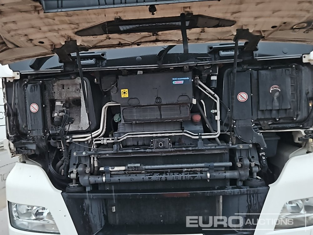 Tractor unit 2015 MAN TGX26.480: picture 31