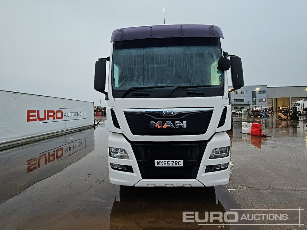 Tractor unit 2015 MAN TGX26.480: picture 8