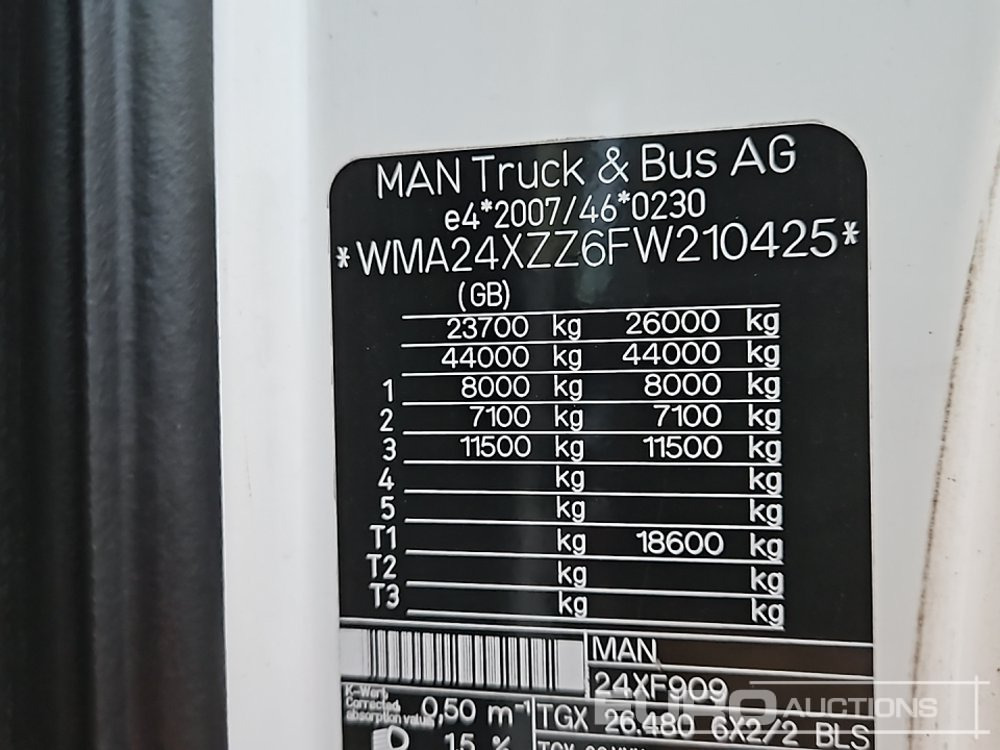 Tractor unit 2015 MAN TGX26.480: picture 45