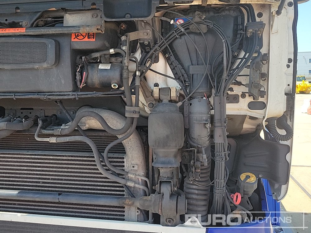 Tractor unit Scania R450: picture 21