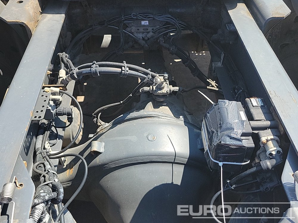 Tractor unit Scania R450: picture 24