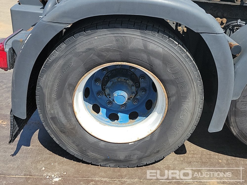 Tractor unit Scania R450: picture 12