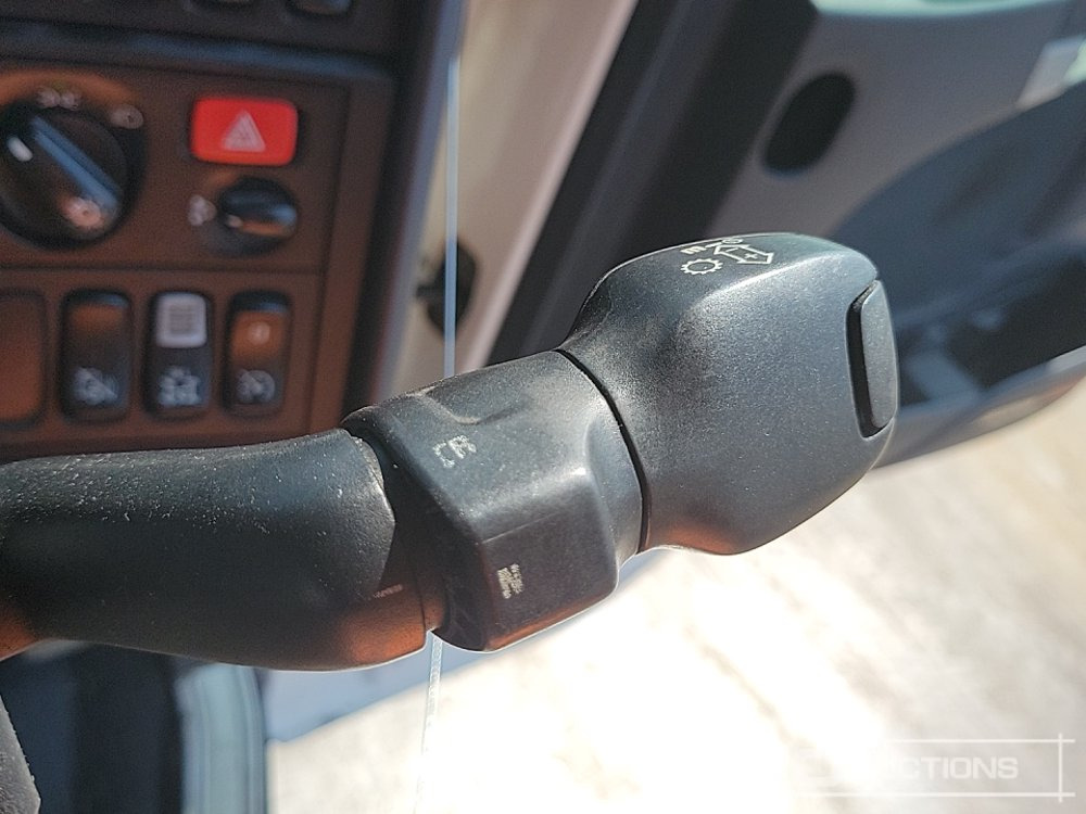 Tractor unit Scania R450: picture 43