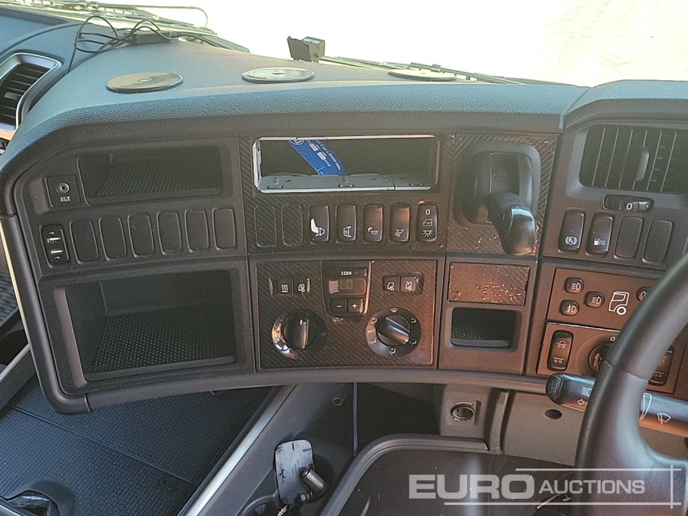 Tractor unit Scania R450: picture 39