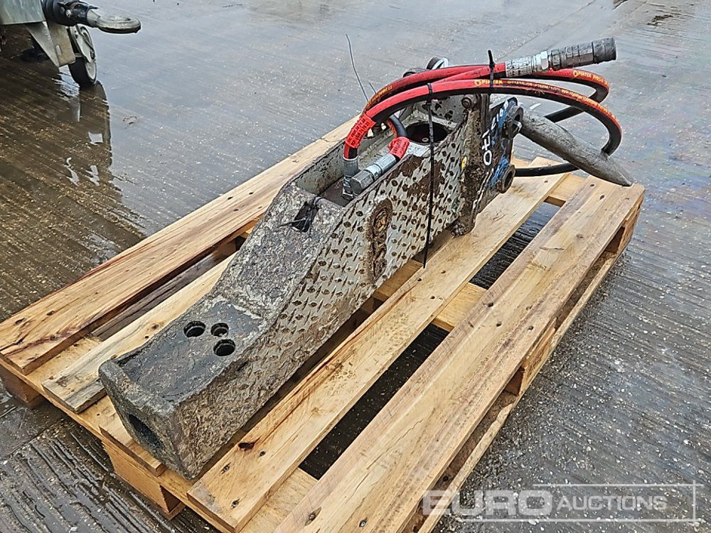 Ueng QRB 330 Hydraulic Breaker 35mm Pin to suit Mini Excavator - Hydraulic hammer: picture 1 Ueng QRB 330 Hydraulic Breaker 35mm Pin to suit Mini Excavator - Hydraulic hammer: picture 1