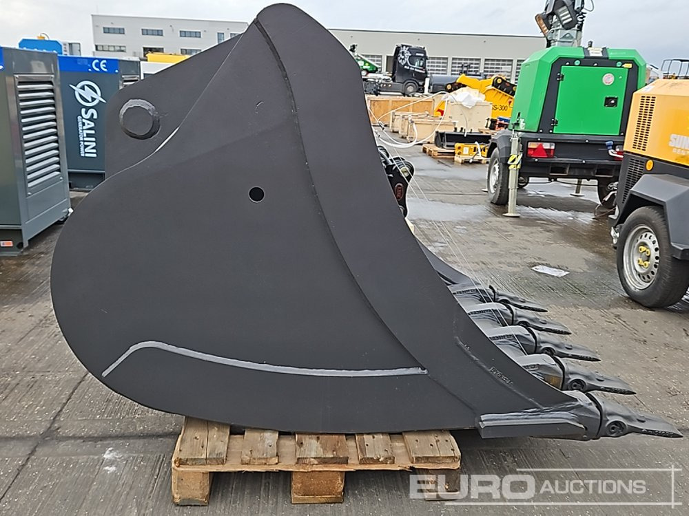 Unused 2024 Volvo 48" Digging Bucket 90mm Pin to suit 30 Ton Excavator - Bucket: picture 2 Unused 2024 Volvo 48" Digging Bucket 90mm Pin to suit 30 Ton Excavator - Bucket: picture 2