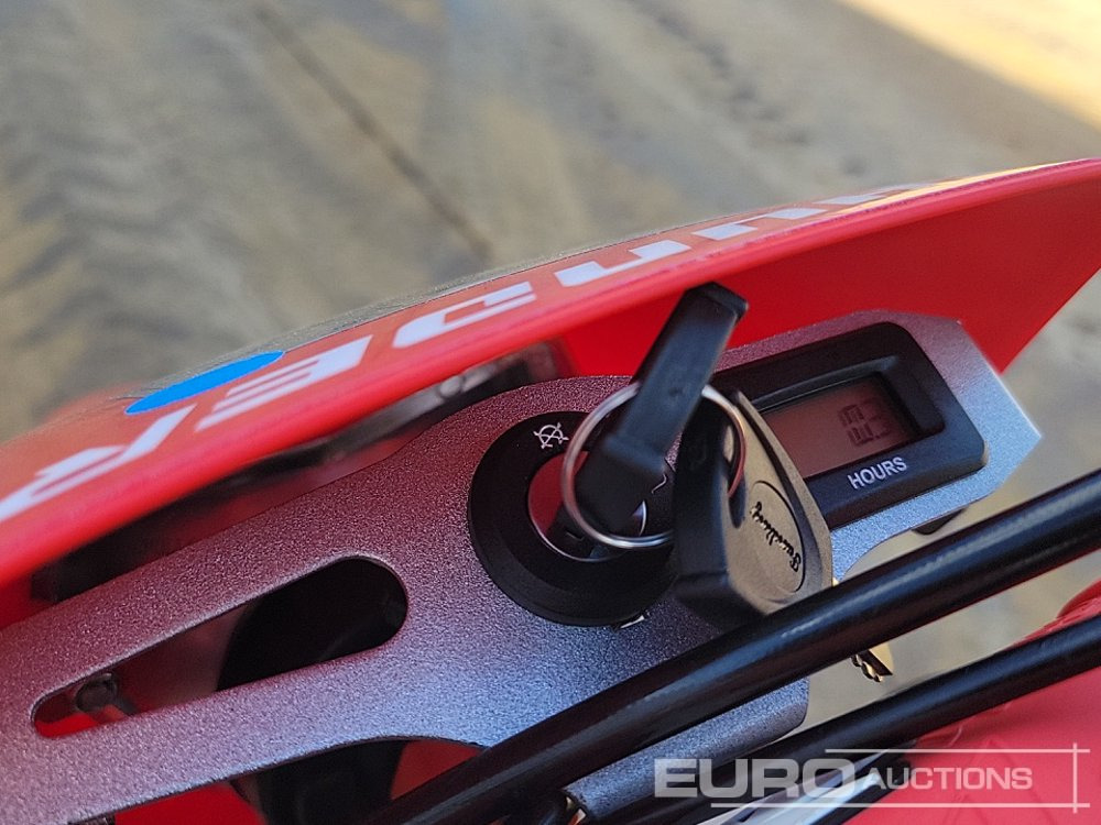 Motorcycle Unused 2025 Apollo 125cc Motorcross Bike, 14" Front, 12" Rear Tyres, Electric Start, Air Cooled, Hydraulic Suspension, Disc Brakes, Lighting Kit (UNASSEMBLED): picture 20