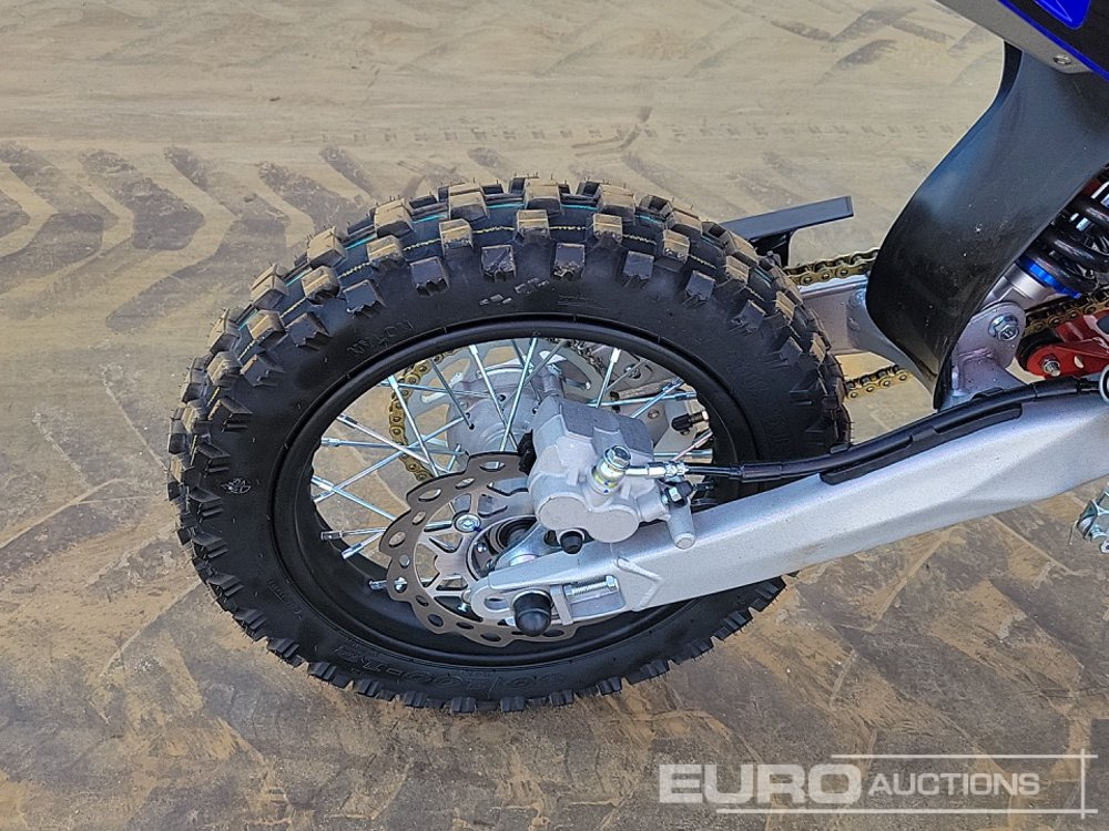 Motorcycle Unused 2025 Apollo 125cc Motorcross Bike, 14" Front, 12" Rear Tyres, Electric Start, Air Cooled, Hydraulic Suspension, Disc Brakes, Lighting Kit (UNASSEMBLED): picture 11