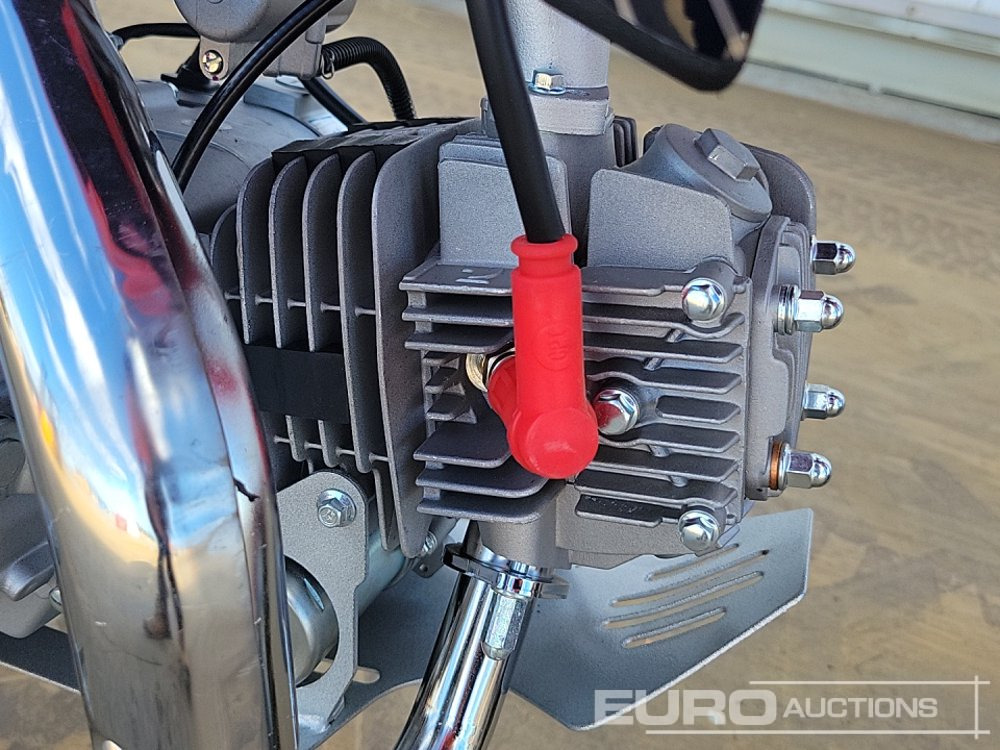 Motorcycle Unused 2025 Apollo 125cc Motorcross Bike, 14" Front, 12" Rear Tyres, Electric Start, Air Cooled, Hydraulic Suspension, Disc Brakes, Lighting Kit (UNASSEMBLED): picture 14