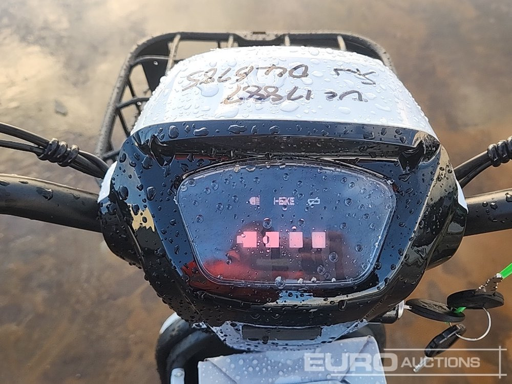 Golf cart Unused 2025 SK8 Electric Bicycle: picture 13