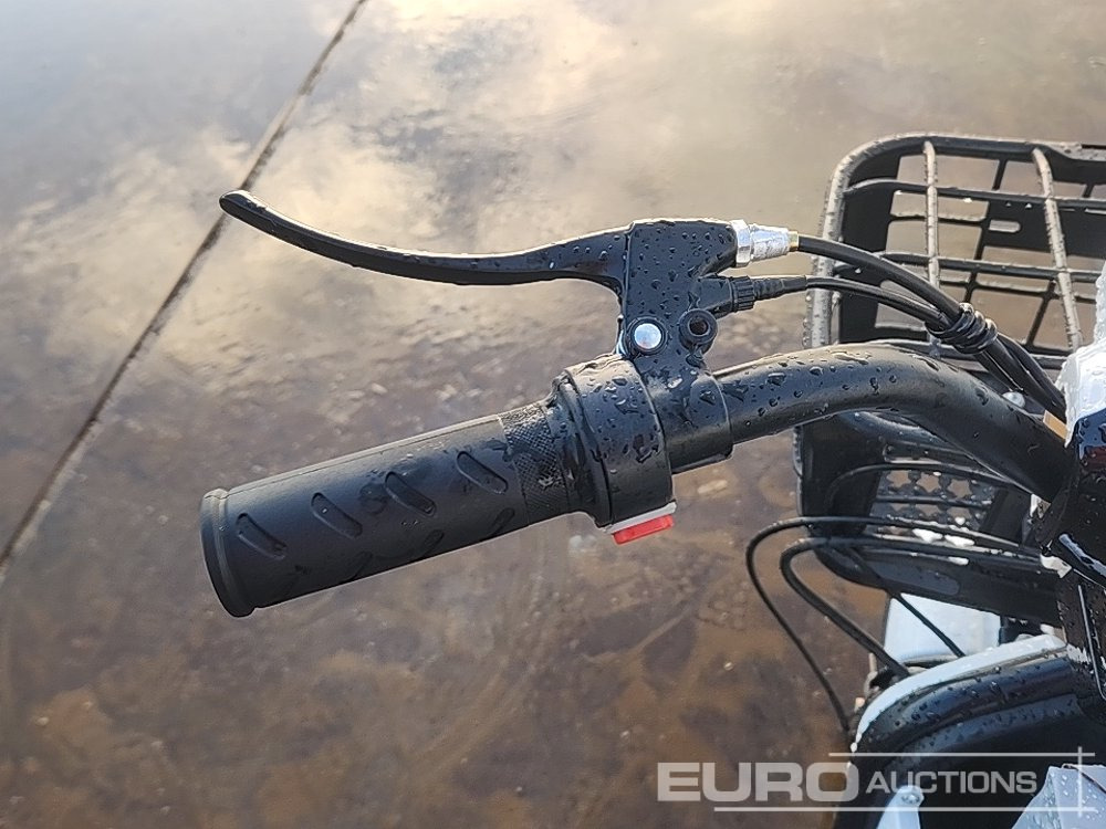 Golf cart Unused 2025 SK8 Electric Bicycle: picture 12