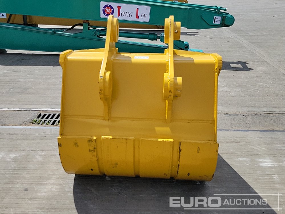 Unused 44" Digging Bucket 80mm Pin to suit 20 Ton Excavator - Bucket: picture 4 Unused 44" Digging Bucket 80mm Pin to suit 20 Ton Excavator - Bucket: picture 4