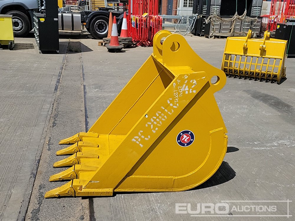 Unused 44" Digging Bucket 80mm Pin to suit 20 Ton Excavator - Bucket: picture 2 Unused 44" Digging Bucket 80mm Pin to suit 20 Ton Excavator - Bucket: picture 2