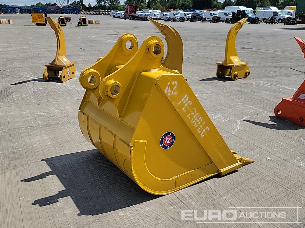 Unused 44" Digging Bucket 80mm Pin to suit 20Ton Excavator - Bucket: picture 5 Unused 44" Digging Bucket 80mm Pin to suit 20Ton Excavator - Bucket: picture 5