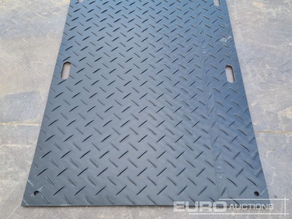 Construction equipment Unused 8' x 4' Plastic Ground Protection Mats (52 of), Connectors (104 of): picture 10