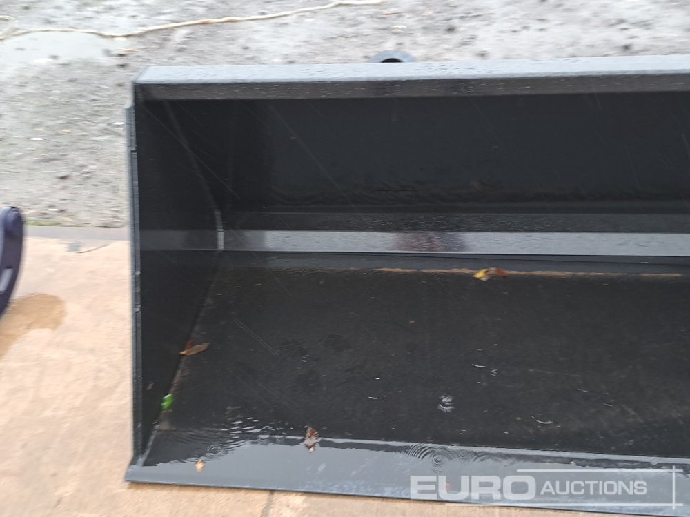 Unused 94" Loader Bucket to suit Matbro Telehandler - Bucket: picture 5 Unused 94" Loader Bucket to suit Matbro Telehandler - Bucket: picture 5