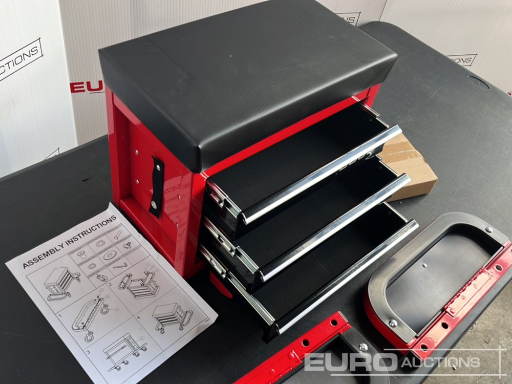 Garage equipment Unused Boss Wheeled Stool Tool Box, 3 Drawers, Magnetic Trays: picture 15 Garage equipment Unused Boss Wheeled Stool Tool Box, 3 Drawers, Magnetic Trays: picture 15