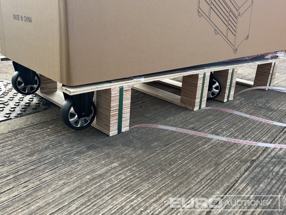 Garage equipment Unused Boss Wheeled Tool Cabinet, 16 Drawers, 492pc Tools: picture 36