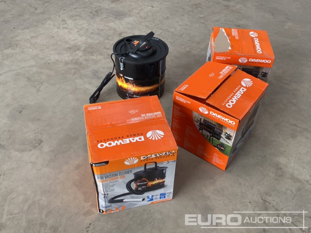 Unused Daewoo DAAVC1200K-20L 1200 W 20 Litre Ash Vacuum Cleaner (3 of) - Garage equipment: picture 3 Unused Daewoo DAAVC1200K-20L 1200 W 20 Litre Ash Vacuum Cleaner (3 of) - Garage equipment: picture 3