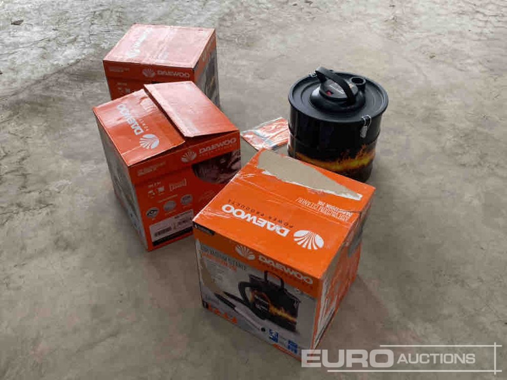 Unused Daewoo DAAVC1200K-20L 1200 W 20 Litre Ash Vacuum Cleaner (3 of) - Garage equipment: picture 2 Unused Daewoo DAAVC1200K-20L 1200 W 20 Litre Ash Vacuum Cleaner (3 of) - Garage equipment: picture 2