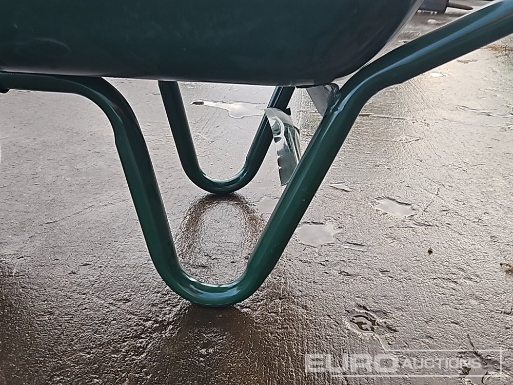 Construction equipment Unused FUZE Wheelbarrow with Solid Wheel: picture 11