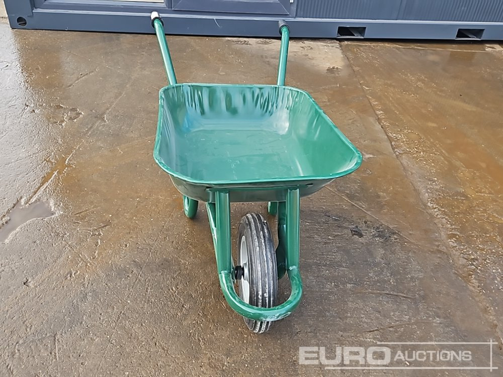 Construction equipment Unused FUZE Wheelbarrow with Solid Wheel: picture 8