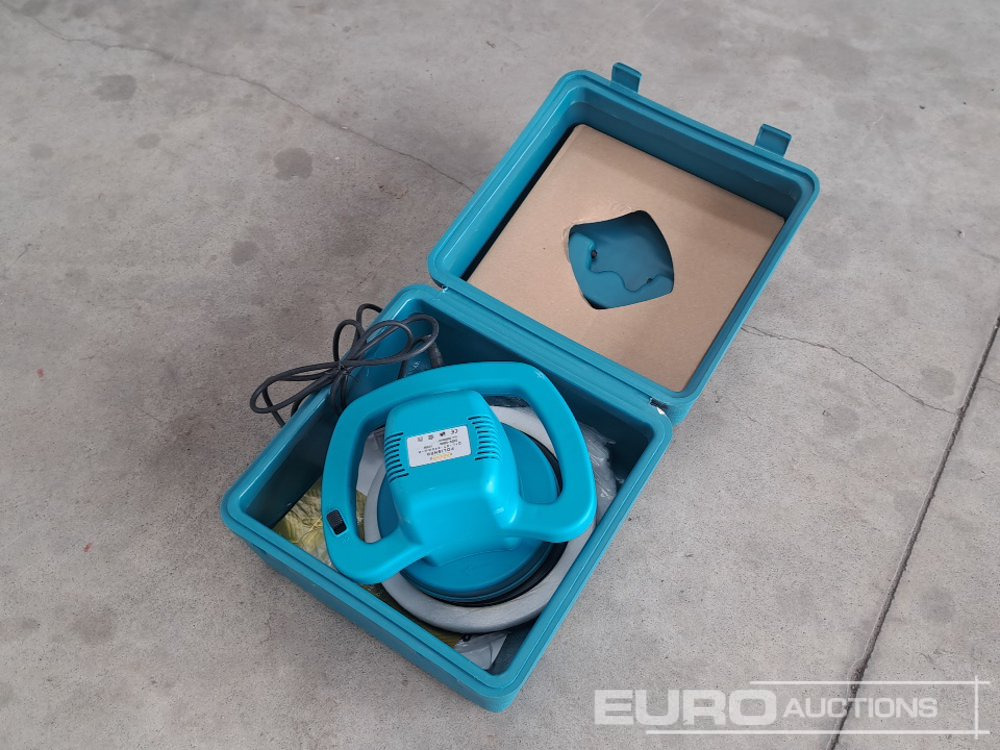 Unused Max Pro 240 Volt Polisher - Garage equipment: picture 1 Unused Max Pro 240 Volt Polisher - Garage equipment: picture 1