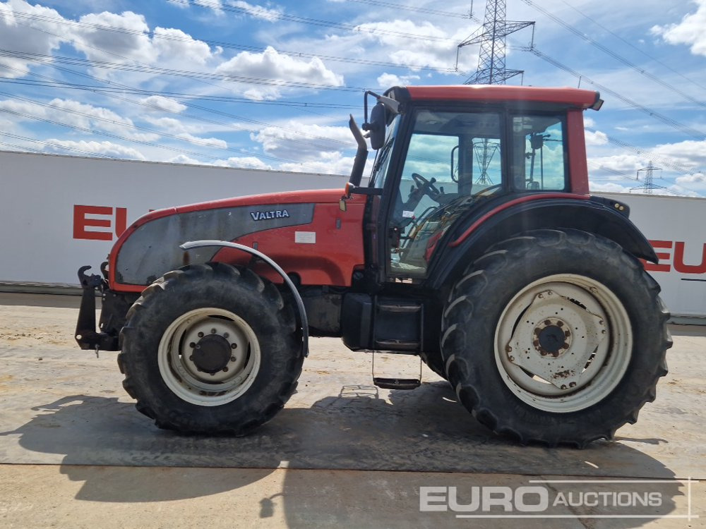 Valtra T151 - Farm tractor: picture 2 Valtra T151 - Farm tractor: picture 2