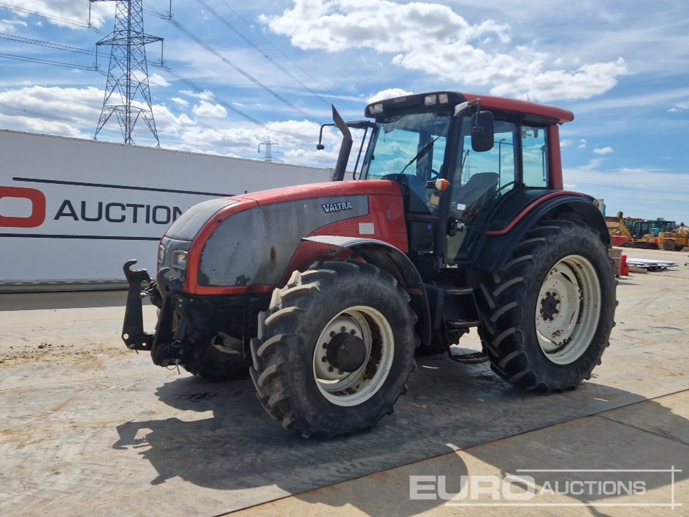 Valtra T151 - Farm tractor: picture 1 Valtra T151 - Farm tractor: picture 1